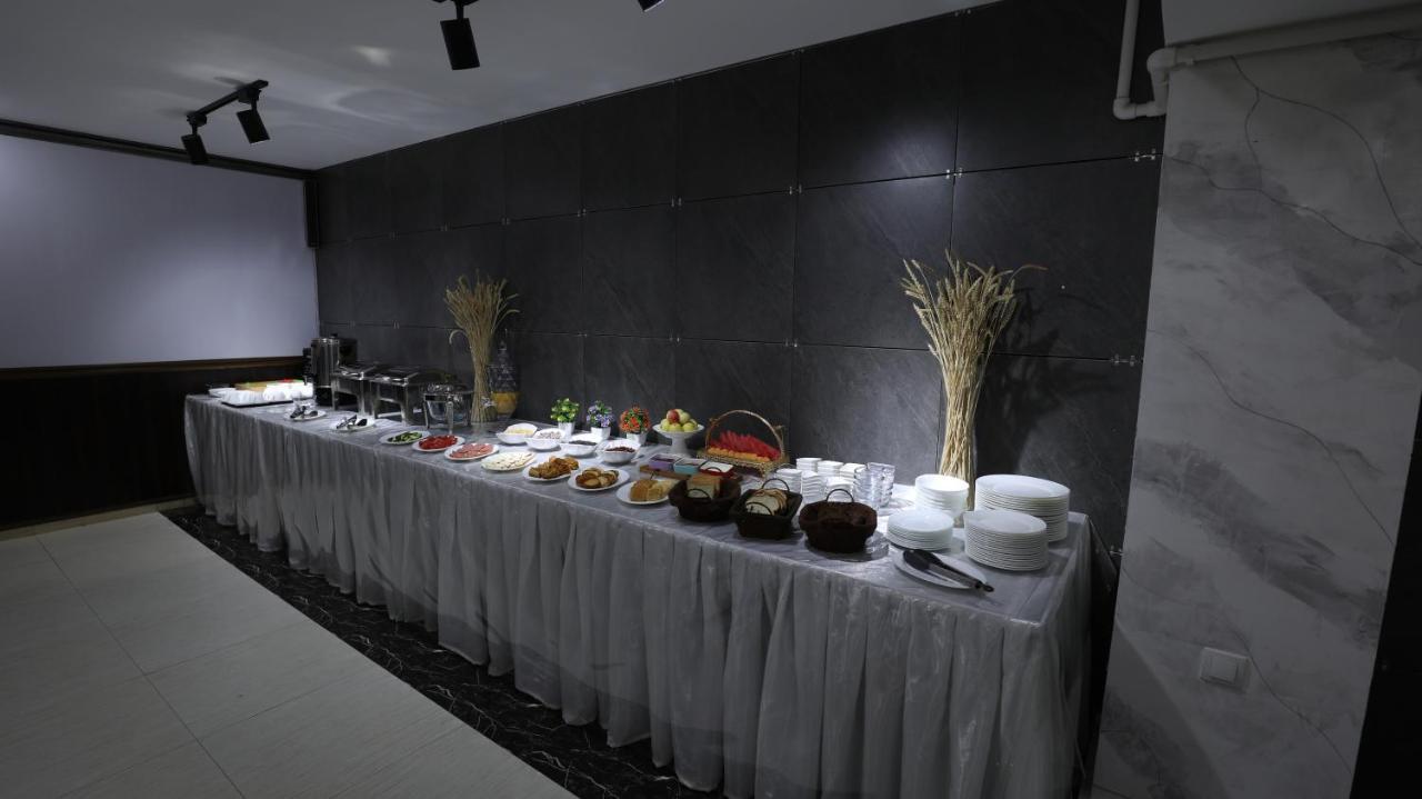 Sharq Hotel Ургенч Экстерьер фото